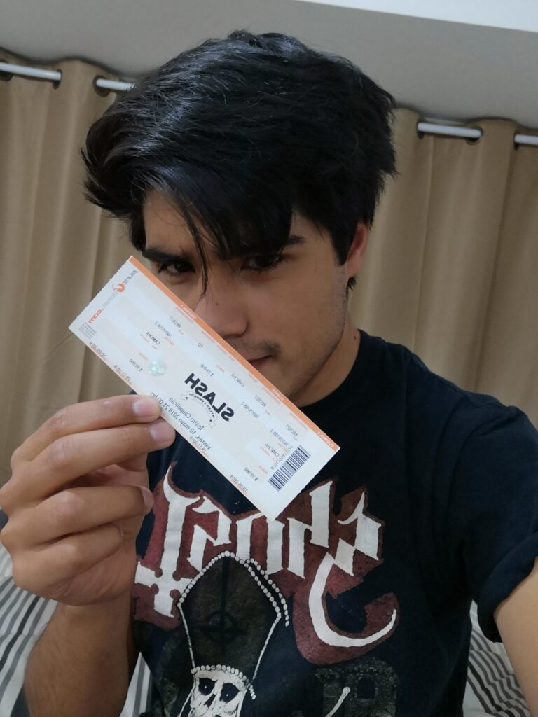 59285629_2210932955654828_8541615879207518208_n